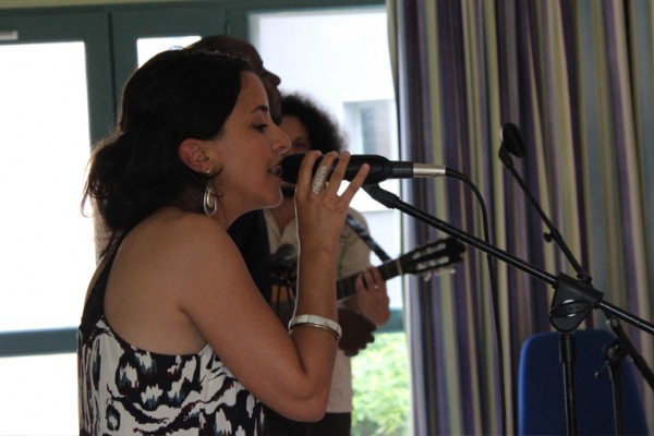 Concert Mondiens Sarah Charmilles 2015