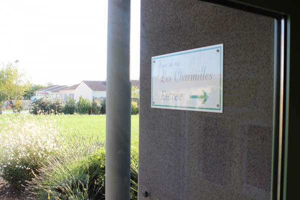 FOH LES CHARMILLES Jardin