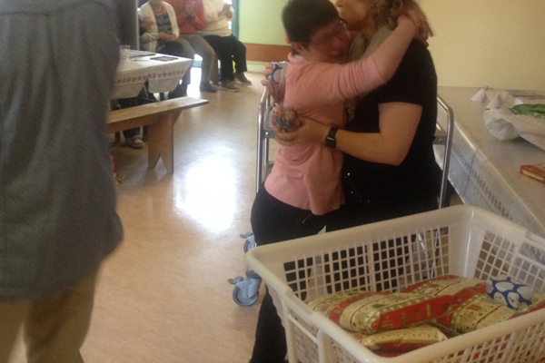 19_FOH-Les-Charmilles_Remise-des-cadeaux-Noel-2015